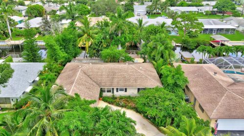 1281 27 Ave, Boynton Beach FL 33435-7632 exterior