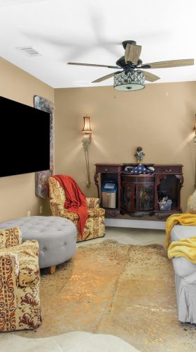 4552 Bayside Dr, Milton FL 32583-8436 exterior