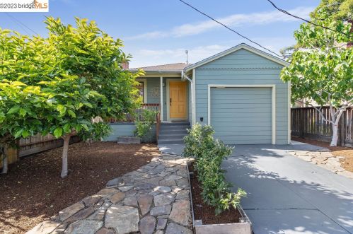 1221 Blake St, Berkeley CA 94702-2014 exterior