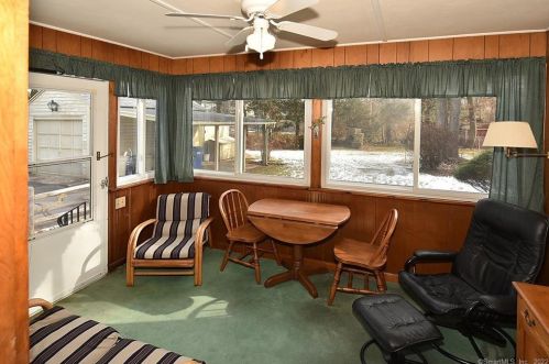 1052 Plymouth St, Windsor CT 06095-3653 exterior