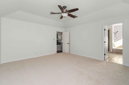 218 Fletcher St, Austin TX 78704-5031 exterior