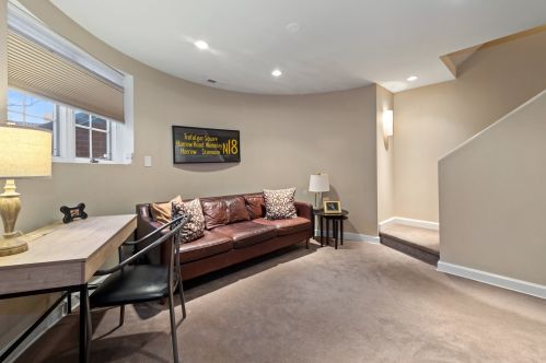 1906 Sedgwick St, Chicago IL  60614-8395 exterior