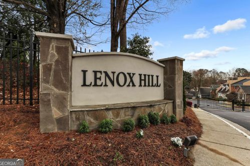 959 Lenox Hill Ct, Atlanta, GA 30324-2957