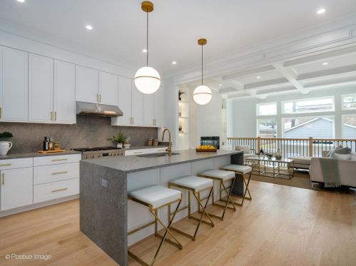 3310 Harding Ave, Chicago IL 60659-1008 exterior