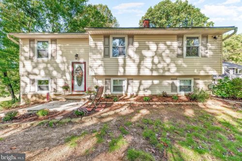 5732 Stephen Reid Rd, Huntingtown MD 20639-9769 exterior