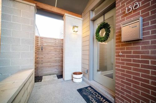 138 46th St, Pittsburgh, PA 15201-2920