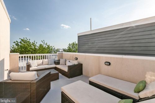 1710 Catharine St, Philadelphia PA 19143-2536 exterior