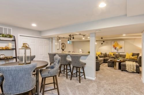 2801 Packer Ct, Bridgewater NJ 08807-7017 exterior