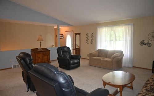 346 Densmore St, Meskegon MI 49442-1511 exterior