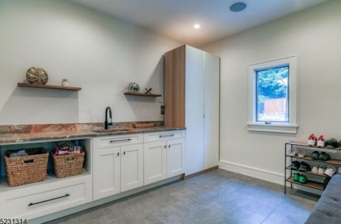 23 Oak Rdg, Springfield NJ 07081-3719 exterior