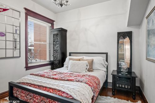 1823 22 Pl, Chicago IL 60608-4004 exterior