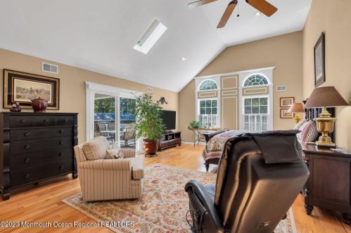 298 Trenton Ave, Berkeley Township NJ 08721-2315 exterior