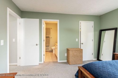 2430 Burcham Dr, East Lansing MI 48823-7246 exterior