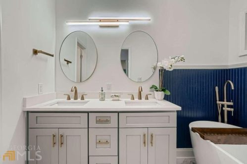 1415 Almont Dr, Atlanta GA 30310-3756 exterior