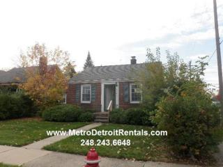19304 Elkhart St, Detroit MI  48225-2160 exterior