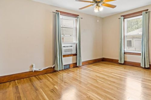 55 6 Ave, Woonsocket RI 02895-4024 exterior