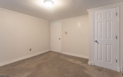 26 Hamilton St, Bloomingdale NJ 07403-1731 exterior