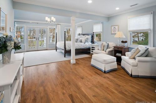 19 Indian Spg Rd, Norwalk CT 06853-1304 exterior