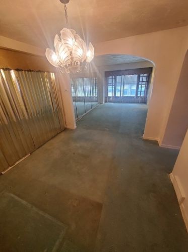 10037 Hoxie Ave, Chicago IL 60617-5755 exterior