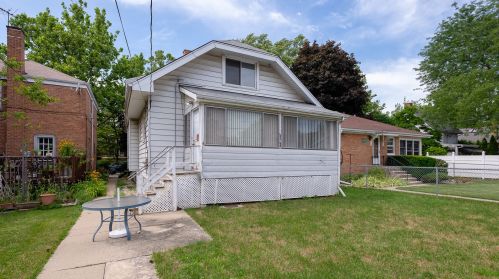 6541 Oliphant Ave, Chicago IL 60631-1309 exterior