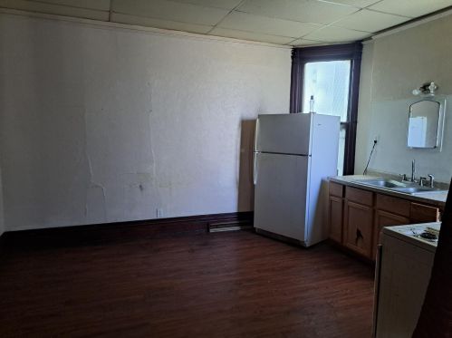 745 25th St, Milwaukee WI  53204-1037 exterior