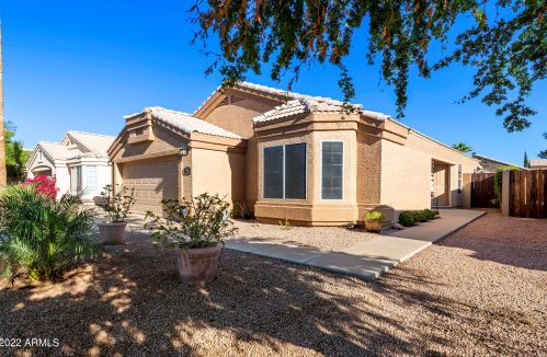 37 Willow Creek St, Chandler, AZ 85225-5744