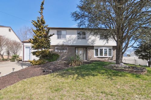 11 Beverly Rd, Old Bridge NJ  08857-1613 exterior