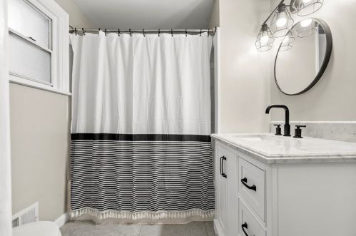 214 Fordyce St, Pittsburgh PA 15210-3269 exterior