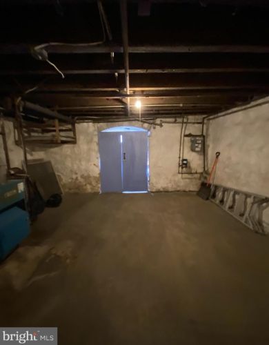 2107 65 St, Philadelphia PA 19142-2028 exterior