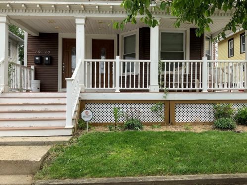 69 Lathrop St, West Springfield MA  01089-2744 exterior