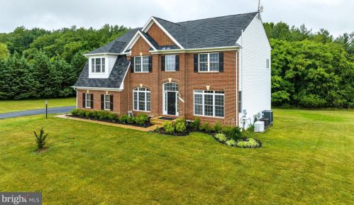 42104 Glynn Tarra Pl, Leesburg VA  20176-5478 exterior