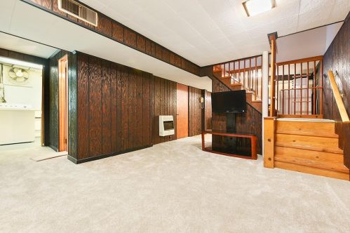 5909 Interboro Ave, Pittsburgh PA 15207-2266 exterior