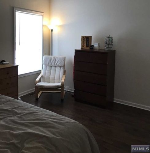 113 Cambridge Dr, Nutley NJ 07110-3913 exterior