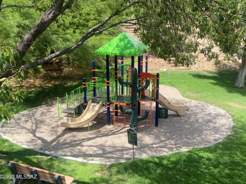 5751 Kolb Rd, Tucson AZ  39204-0871 exterior