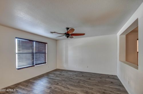 5912 Albeniz Pl, Phoenix AZ 85043-1973 exterior