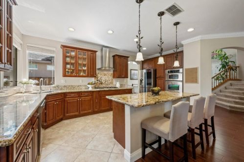 1014 Houston Cir, Folsom CA 95630-7653 exterior