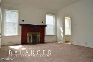 711 Buchanan St, Topeka KS  66606-1432 exterior