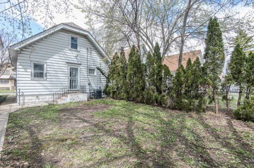 4650 38th St, Milwaukee WI  53221-2014 exterior