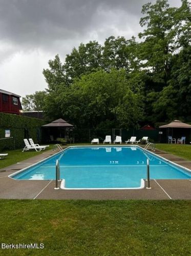 260 Pittsfield Rd, Lenox MA 01240-2163 exterior