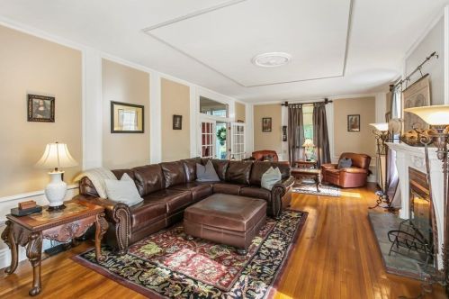 264 Highland St, Worcester MA 01602-2112 exterior