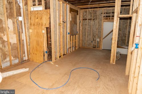 2028 29 St, Philadelphia PA 19132-3022 exterior