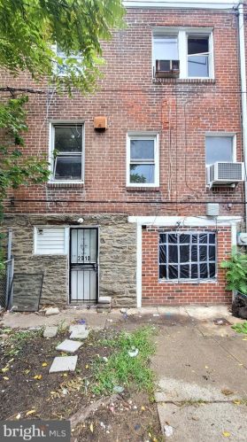 2010 Cheltenham Ave, Philadelphia PA  19124-1531 exterior