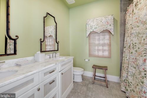 11720 Centurion Way, Rockville MD 20854-6420 exterior