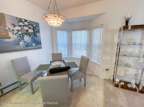 26 Symphony Ave, Berkeley Township NJ 08721-1956 exterior