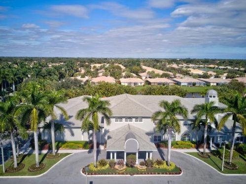 5779 Is Reach Ln, Boynton Beach FL 33437-4230 exterior