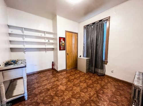 354 7th St, Newark NJ  07107-1731 exterior