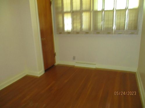 9833 Gloucester Dr, Saint Louis MO 63137-3363 exterior