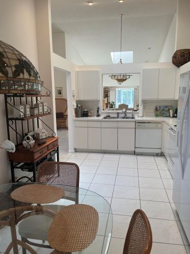 7529 Island Breeze Ter, Boynton Beach, FL 33437-5402