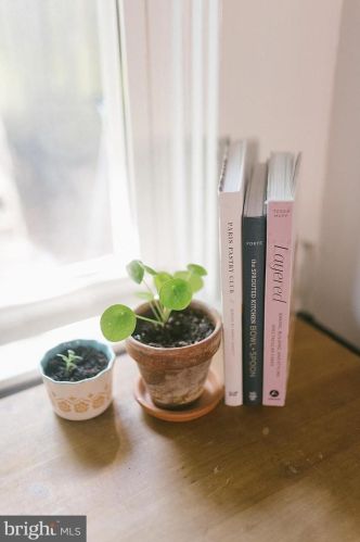 460 New Dorwart St, Lancaster PA 17603-5220 exterior