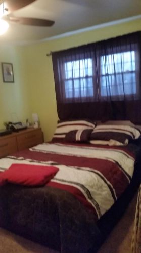 444 College Dr, Edison NJ 08817-5950 exterior